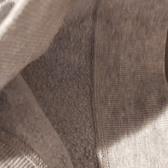 Gray Leopard print fleece sweatshirt - Picture 5 of 10